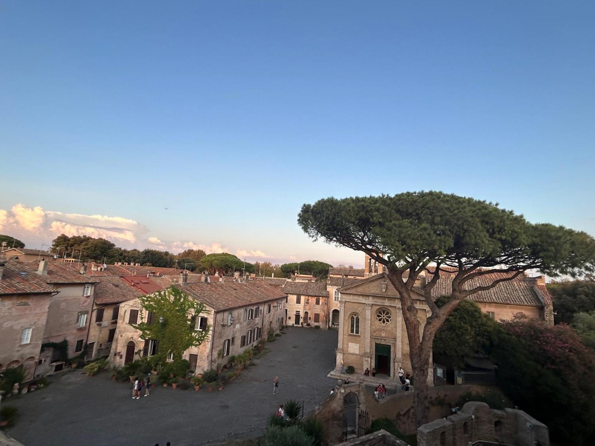 Apartamento La Casa Di Elia E Italo Ostia Antica Exterior foto